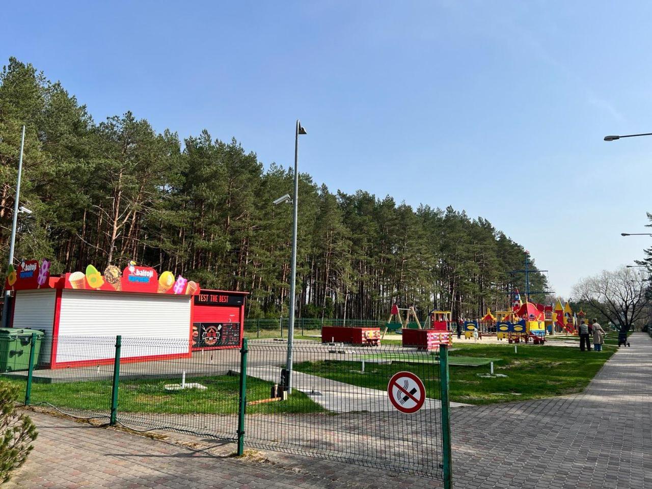 4Rest Aparthotel Palanga Exterior photo